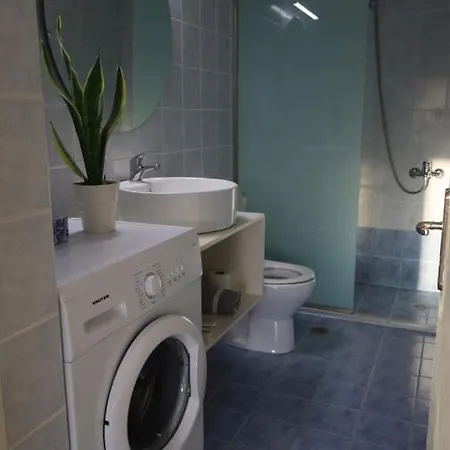 Apartment Comfortable With Garden - Casa Con Vista *